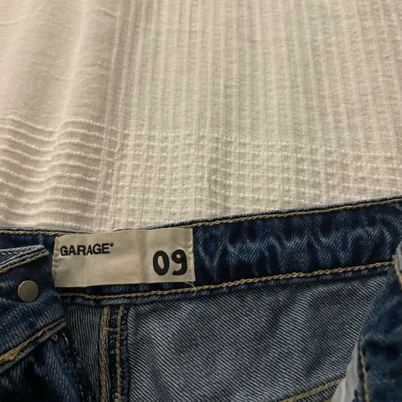 Garage High rise denim shorts - Picture 3 of 3